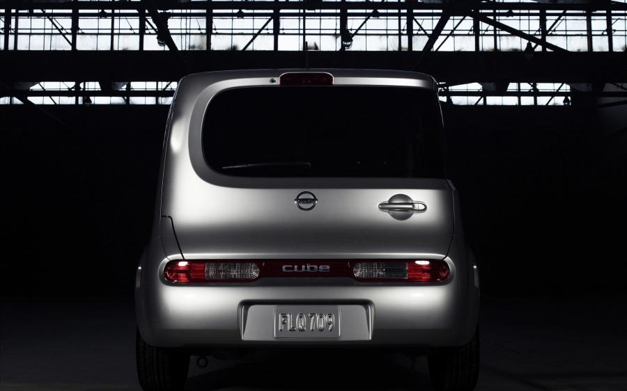  Nissan Cube 2009 года  (фото 108 из 137)